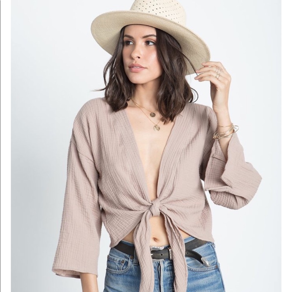 Still water wrap top